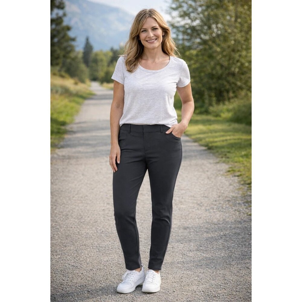 Eddie Bauer size 14 NEW Siteseeker Ponte knit Stretch Dark Grey Pull On  Pants